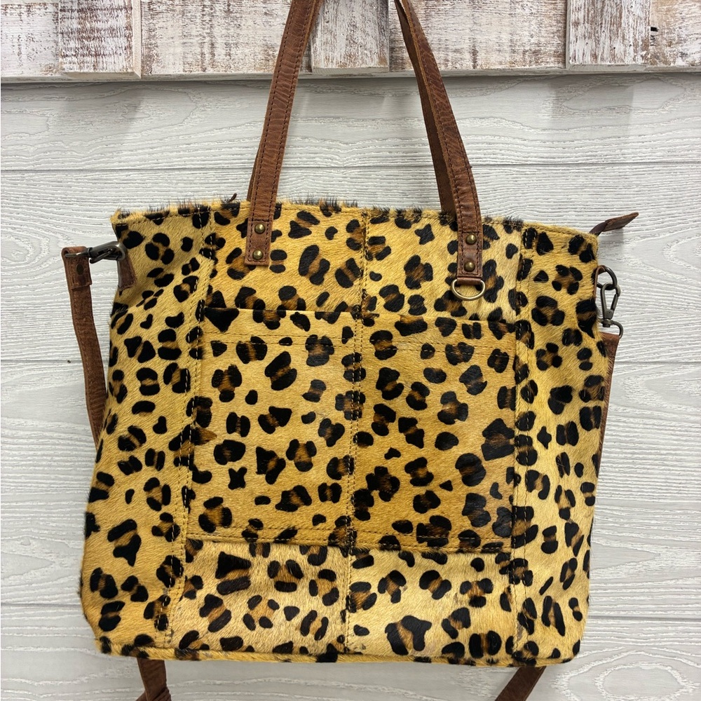 American Darling Hair on Cowhide Leopard Print Tote - Picture 2 of 8